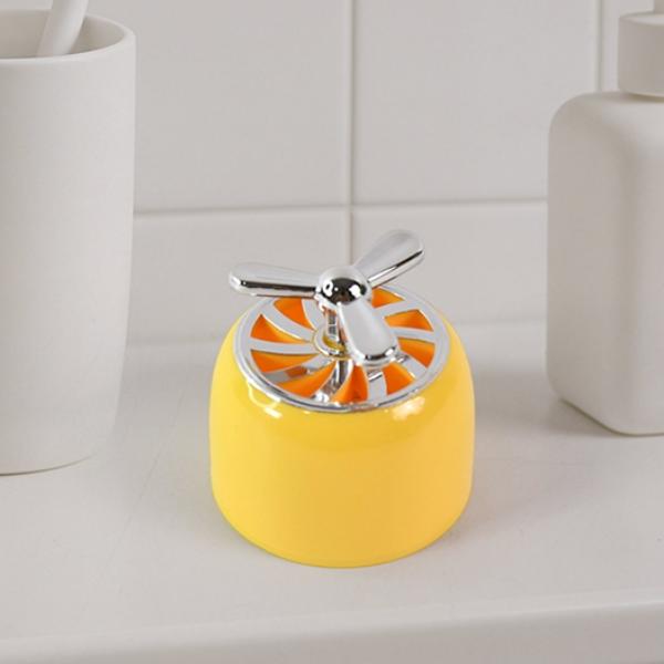 Stylish Mini Propeller Shape Car Dashboard Air Freshener